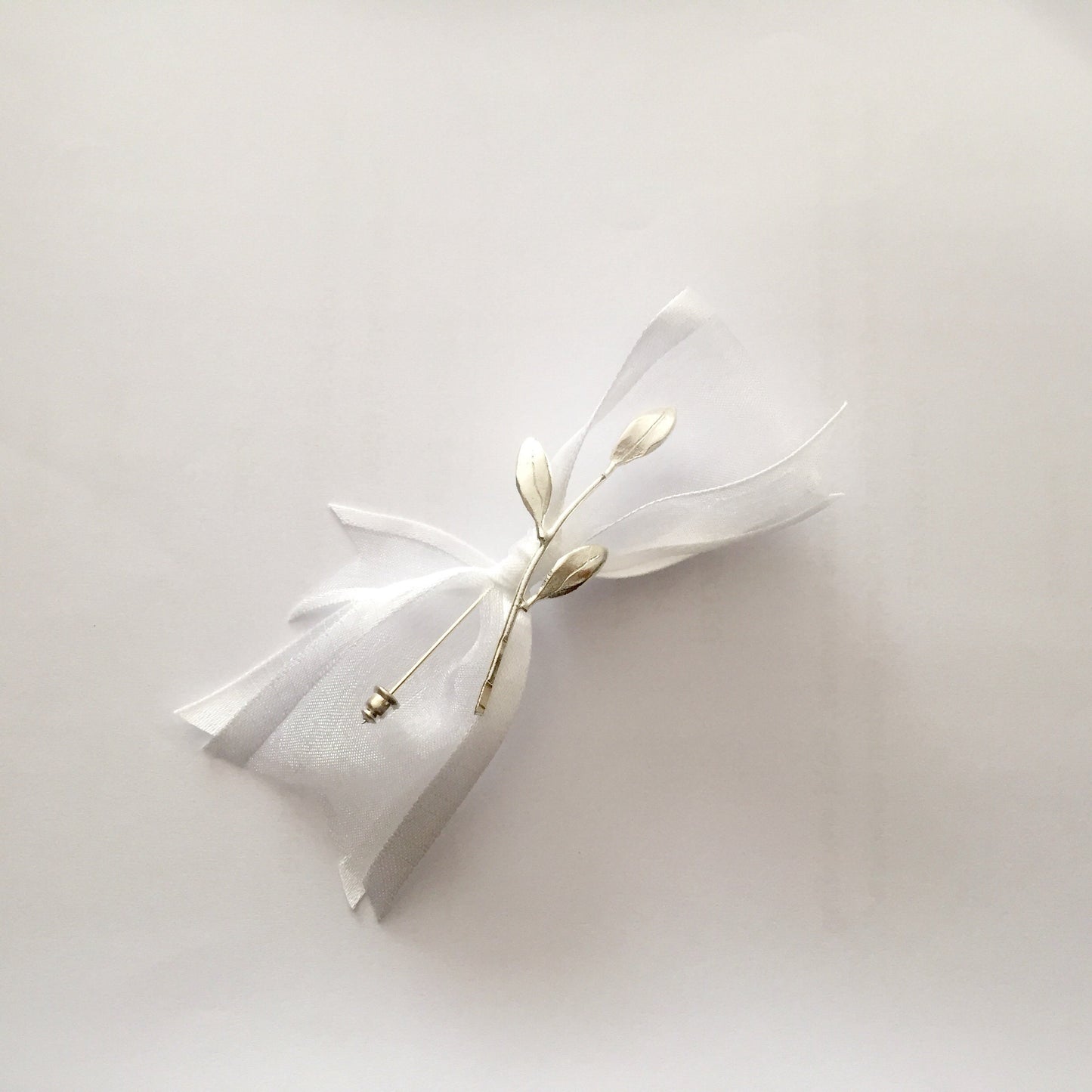 WEDDING BOUTONNIERE, Groom's boutonniere, sterling silver woodland groom's bouttonniere, silver leaf buttonhole