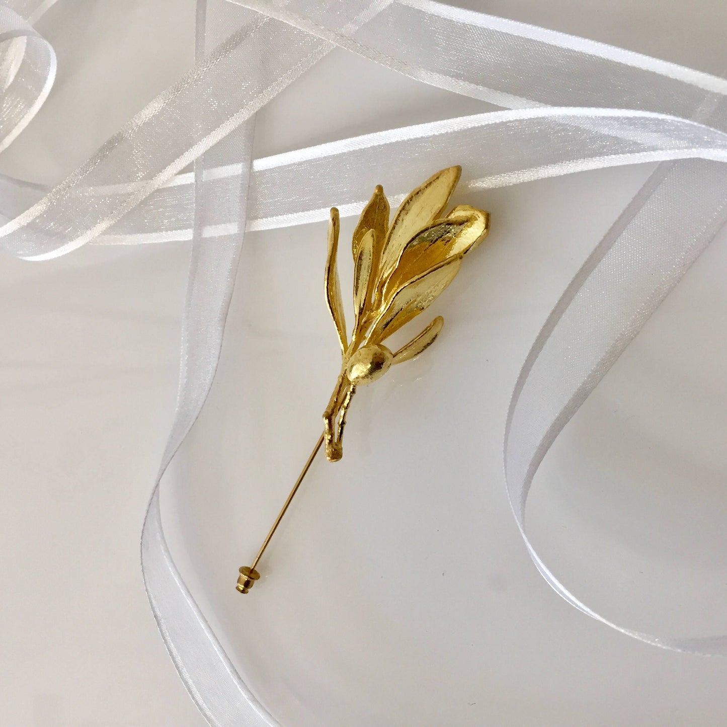 Wedding Boutonniere Grooms Pin Wedding pin Gold Bronze Boutonniere Grooms Boutonniere Metal Boutonniere Groomsman Pin