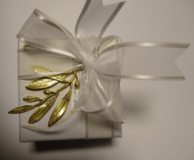 100 wedding favors,handmade bronze olive branch tied with satin ribbon on a box sugared almonds inside