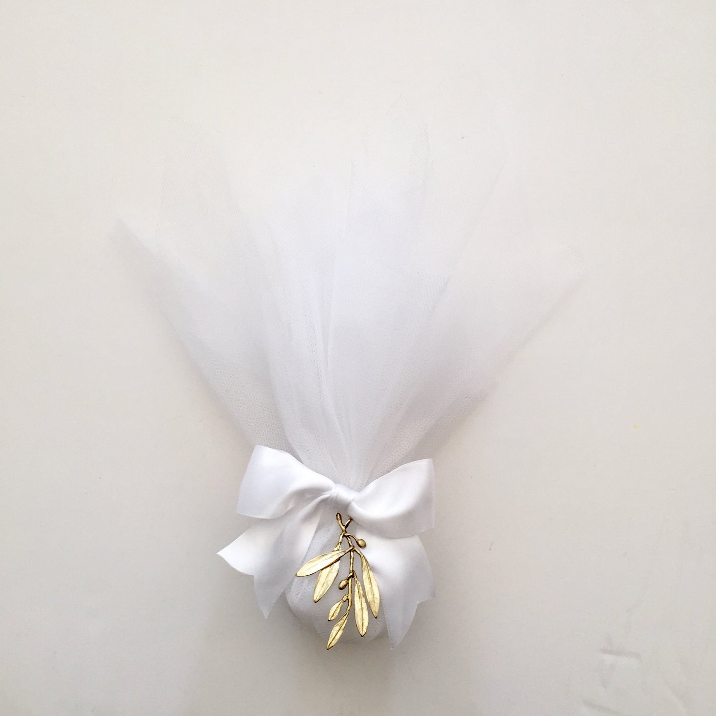 10 Elegant wedding favors ,guest gift,wedding guest gift,Greek wedding, signed bronze olive twig favor, made to order, tulle, satin ribbon