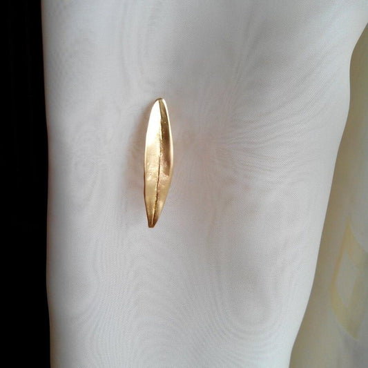 WEDDING BOUTONNIERE,Groom buttonhole,Groomsmen corsage,Woodland Boutonniere,Leaf Lapel Pin,Groom Boutonniere,Lapel Pin,Groom's Boutonniere