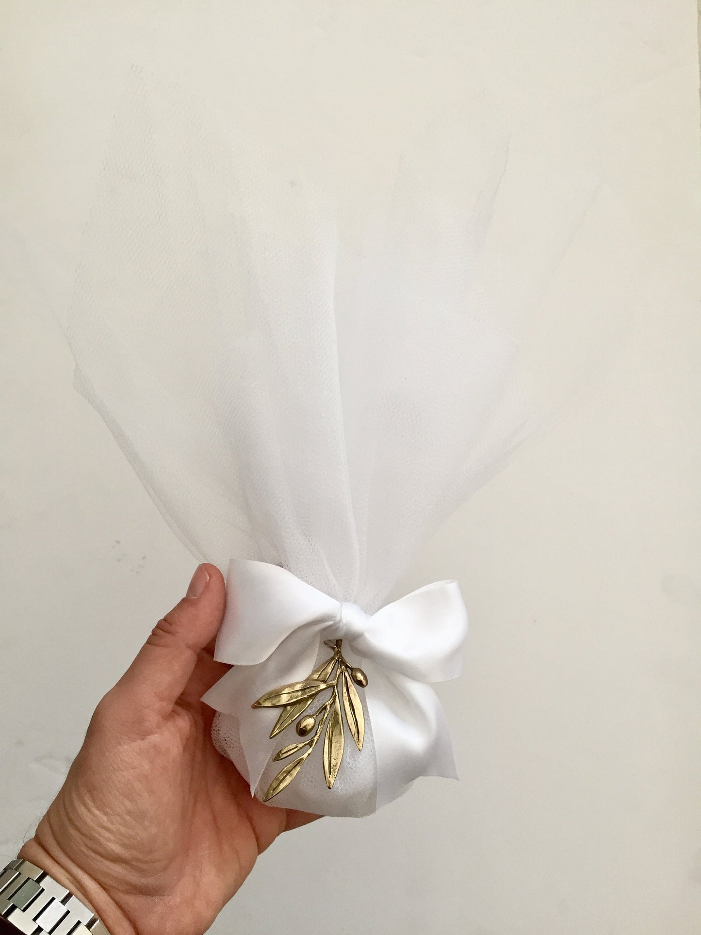 Wedding favors, handmade wedding, woodland wedding, olive twig, 20 wedding favors, made to order, handmade bronze twig hanging from a tulle