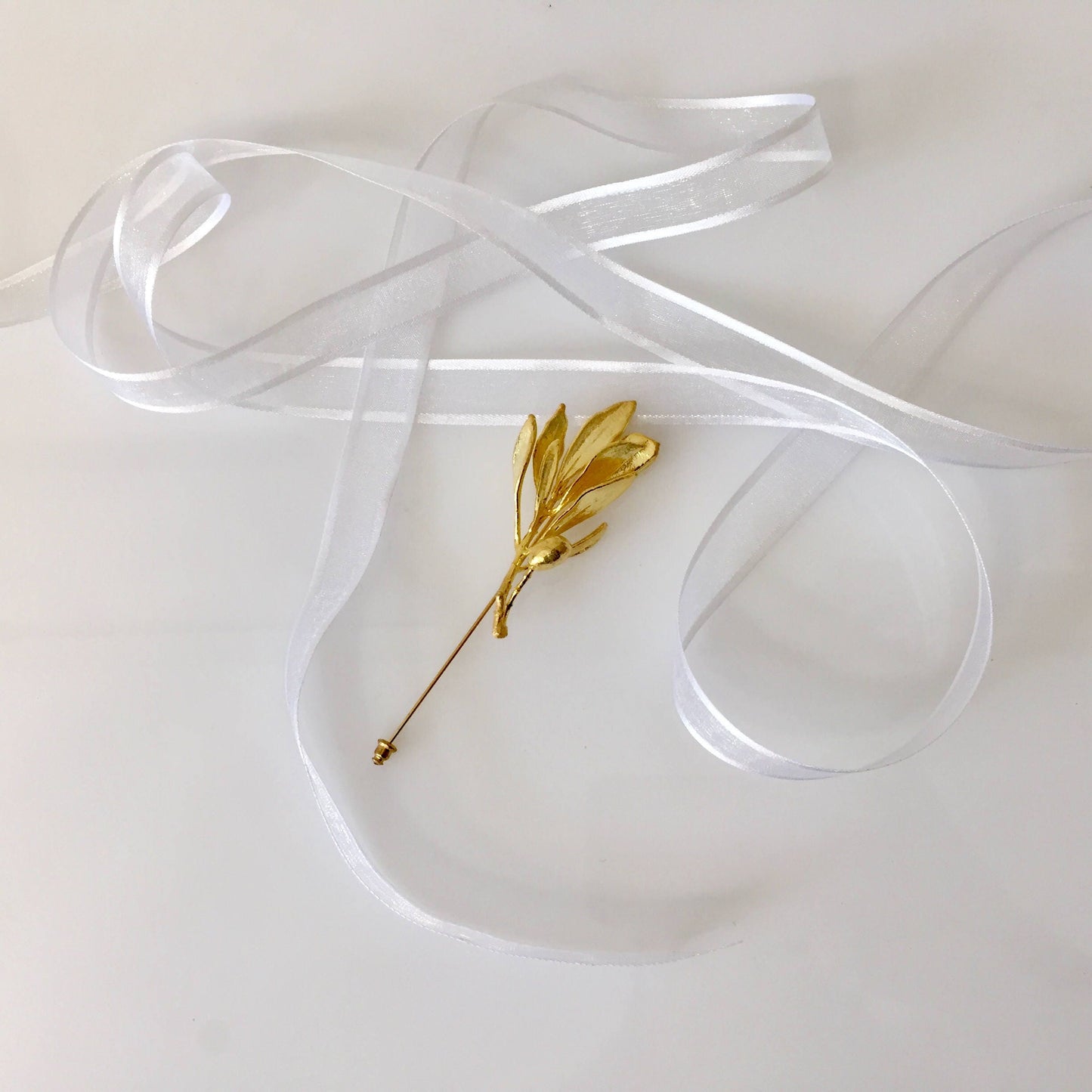 Wedding Boutonniere Grooms Pin Wedding pin Gold Bronze Boutonniere Grooms Boutonniere Metal Boutonniere Groomsman Pin